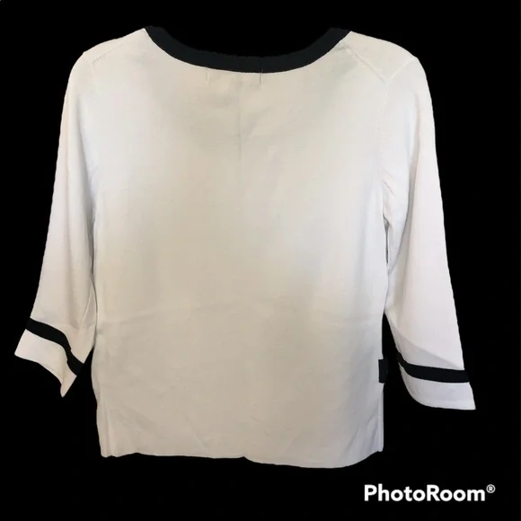 Linda Mathews knit scoop neck top with 2/4 sleeves. Never worn NWOT size LGE - Picture 2 of 5